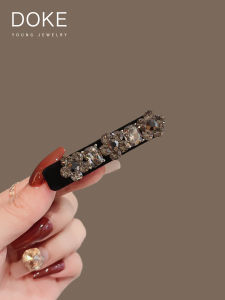 Shiny Rhinestone Flower Velvet Hair Clips Womens 2025 New Elegance Side Bangs Duckbill Hair Clips Versatile Frizz Beak Clips