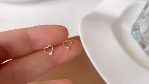 s925 Cute Love earrings Japanese & Korean mini-Peach heart small diamond earrings 银针法式可爱豆豆爱心耳钉日韩迷你桃心小钻耳饰
