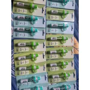 Ống Hít hỗ trợ thông mũi có khói ko có nicotin tạo cảm giác thư giãn có 2 mùi bạc hà và thảo mộc