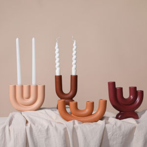 Dnnni Ins Bắc Âu đơn giản gốm hiện đại trang trí giá đỡ nến trang trí bàn ăn đạo cụ chụp ảnh chân nến thủ công mỹ nghệ