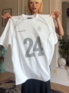 สไตล์อเมริกันวินเทจเสื้อแขนสั้นผู้หญิงฤดูร้อนดิจิตอลพิมพ์กีฬาเสื้อยืดมากกว่าขนาดใหม่ด้านบน