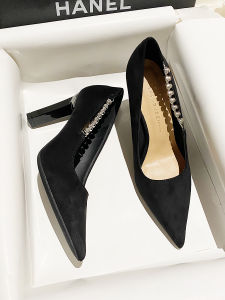 รองเท้าส้นสูงหนังแท้สำหรับผู้หญิง ส้นหนา ทรงหัวแหลม รองเท้าทำงานส้นแบน สไตล์เกาหลี รองเท้าส้นแบนแบบสวม สไตล์ลำลอง