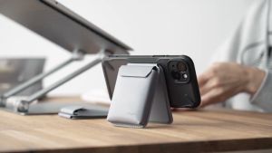 Giá đỡ kiêm ví đựng thẻ RINGKE Stand Wallet / Pocket Magnetic