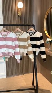 B3939 Velove Big Stripe Knit Cardigan