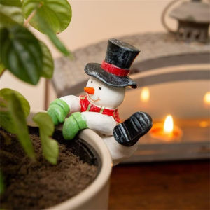 Christmas Santa Snowman Flowerpot Hugger Resin Gnome Statue For Holiday Home Patio Lawn Garden Decorations Festive Gift Ornament