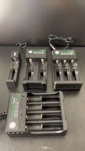 Sạc pin 3.7v 18650 chuyên nghiệp - có nhiều kiểu dáng