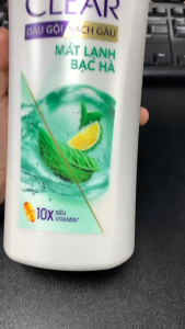 Dầu gội Clear mát lạnh Bạc Hà 630ML ( tặng 1 chai 9 thảo dược cổ truyền 170g)