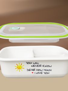 Ceramic Three Compartment Bowl with Lid and Four Sided Buckle: A Microwave-Safe Lunch Solution
