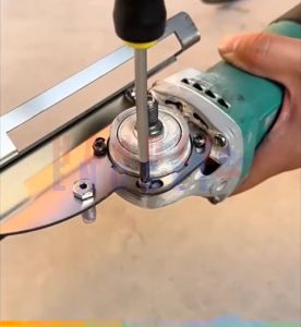 Dudukan Stand Gerinda Holder Circular Saw Mesin Pemotong Stand 45 Derajat Dudukan Miter