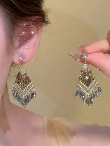 Retro Brown Crystal Tassel Earrings Ethnic Style Niche Design High-End Sensation Light Luxury Lady Banquet Ear Jewelry
