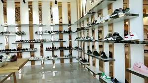 Mens Shoes Autumn New Flying Woven Breathable Mens Sports Casual Shoes Low-Top Soft Bottom Wholesale Cross-Border Outdoor Climbing Boots