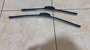 WIPER DEPAN SET HILUX REVO 2016-NOW FRAMELESS KANEBO ORIGINAL 21 17