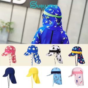 Nón bơi cho bé sử dụng khi đi bơi đi biển chống nắng