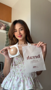 Herah Silicone Nipple Cover Adhesive Washable Waterproof Seamless Plus Size Pasties with Case