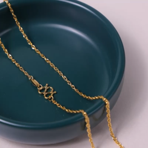 CHOW SANG SANG 周生生 Machinery Chain 999.9 24K Solid Gold Singapore Chain Necklace for Women & Men 45cm 64425N Price-by-Weight 10.1g Gold