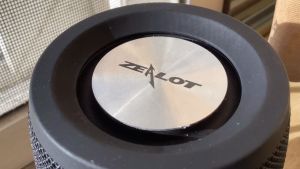 COD ZEALOT Speaker Portable Bluetooth 5.0 S32 / Speaker Portable Bluetooth Mini Laptop Hardcase Eggel Kisonli Robot Tws