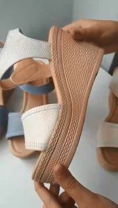 Giày xăng đan nữ đế xuồng da bò thật cao cấp VI VI .Đế cao 9 phân êm nhẹ