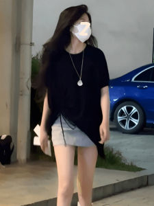 เสื้อยืดแขนสั้นผู้หญิงหลวมๆ ดีไซน์เกาหลี ทรงหลวม ทรงสลิม เสื้อยืดผู้หญิงแบบลำลอง ทรงเข้ารูป ทรงปกติ