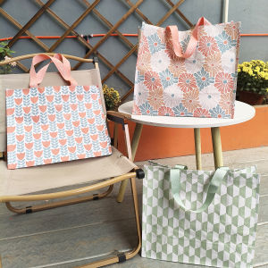 Large Capacity Woven Bag Floral Geometric Pattern Handheld Shopping Bag for Clothing Store And Gifts Fresh Style Square Shape