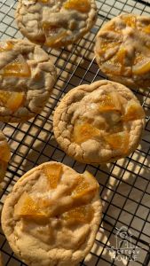 Soft Cookies คุกกี้นิ่ม ส้มและมิลค์ช็อกโกแลต (4 ชิ้น) ขั้นต่ำ