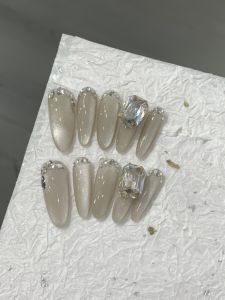 Ice Transparent Simple Concentrated Cat Eye Nail Art 3D Diamond Stacking Super Long T Type Whitening High End Wearable Nails