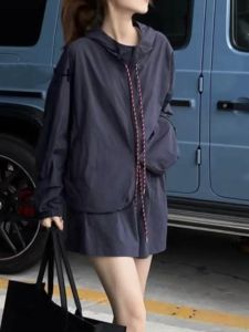 New Lightweight Loose Sportswear for Petite Women Sun Protection Jacket & Shorts