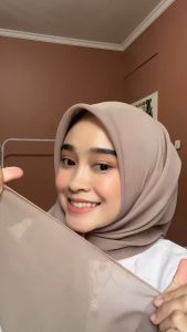 Hijab Segi Empat Bella Square Polos Neci 110x110 Jilbab Segi 4 Bella Squer Pollycotton Premium