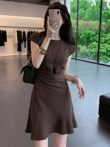DUOFEIYAN | Chic French Style Brown Pleated Knitted Short Sleeve Dress