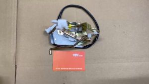Khóa Ngậm Cửa Hậu Mitsubishi Pajero V31 V32 V33 V43 V45 | Phụ Tùng Ô Tô Giá Rẻ Uy Tín Chất Lượng.