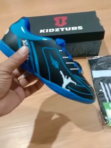 KIDZTUBS Sepatu Futsal Anak Laki-Laki Size 28 29 30 31 32 33 34 35 36 37 KDZ1839111424