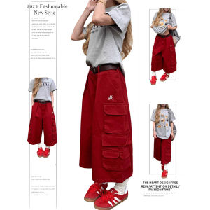 Quần Short Denim Ống Rộng Nhiều Túi Màu Đỏ Cho Nữ Mùa Xuân Hè 2025 Phong Cách Mới Quần Short Ống Đứng Rộng Rãi