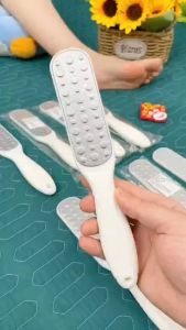 [Hàng mới về] Dụng Cụ Chà Gót Chân Tẩy Tế Bào Chết Hai Mặt Bằng Thép Không Gỉ Chất Lượng Cao