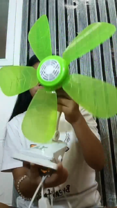 SYCAT 5 Blade Clip Fan Adjustable Portable Desk Clip Fan Electric Fan W/ Clip Clover Fan Anti-Heat Clip Electric Fan