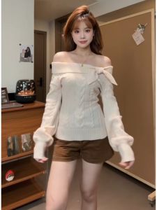 YUEZHONGWEI | Pink Rabbit Ear Long Sleeve Knit Sweater Waist Accentuated Short