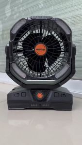 พัดลมพร้อมโคมไฟ LED มีรีโมท ช่องกันยุง ชาร์จไฟUSB Type-C 20000mAh ตั้งเวลาได้ การปรับความเร็วลมและไฟได้ พัดลมตั้งโต๊ะ มีใบพัด 2ชั้น