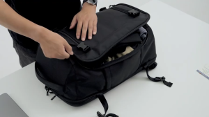 tomtoc Navigator-T67 Travel Laptop Backpack - Black - 17 Inch/38L