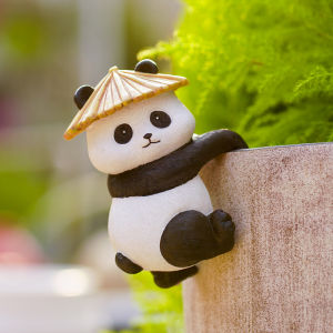 Modern Minimalist Climbing Panda Flower Pot Hanger Garden Landscape Decoration Succulent Plant Potted Hanging Ornament for Homestay