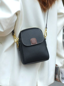 Fashionable Leather Crossbody Bag Womens Single Shoulder Bag Multi-Slot Design Mobile Phone Bag Summer 2026 New Style Soft Zipper Closure