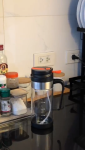 LOCAUPIN Borosilicate Glass Oil Sprayer Bottle Cooking Oil Container Bottle Dispenser Condiments Cooking Oil Spray