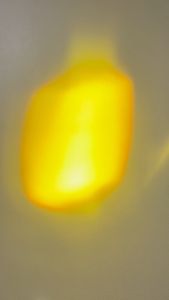 ไฟโปรเจคเตอร์ P15D - สีเหลือง+สีขาว - สินค้าผลิตผิดพลาด