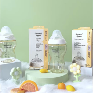 Bình Sữa PPSU Ty Siêu Mềm Tự Nhiên Tommee Tippee Natural Start 340ml Núm Ty Đi Kèm 3-6 Tháng