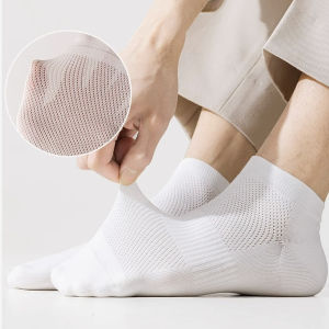 Easy ถุงเท้าข้อสั้น เหมาะกับคุณผู้ชาย มาพร้อมรูตาข่ายระบายอากาศ ผ้านูมนู้ Men Socks