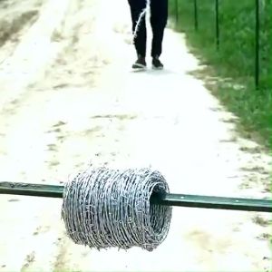 ลวดหนาม (ยาว60-120m) ลวดหนามชุบกัลวาไนซ์ ลวด#14(2mm) ลวดหนามรั้ว ราคาถูก รวดหนามเหล็กติดรั้ว กันโจรขโมย ลวดหนามล้อมบ้าน ลวดตาข่ายล้อมรั้ว