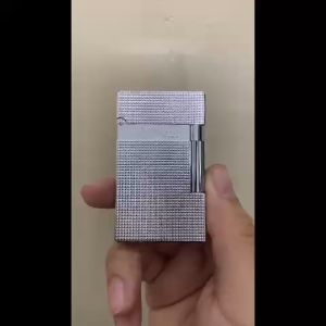 DEVA SHOP QUÀ TẶNG NAM | Bật lửa ST Dupont kẻ ô vuông mini nổi D229