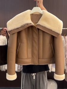 QFN | New Vintage Style Thermal Quilted Leather Jacket Women