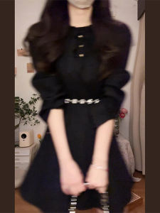 Elegant French Style Hepburn Unique Waist-Cinching Dress Womens Fashion Spring 2025 New Little Black Dress High Waist A-Line Skirt Polyester Spandex