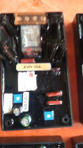 AVR 30A 40A 50A ổn áp máy phát điện trực tiếp không cần cuộn dây kích từ