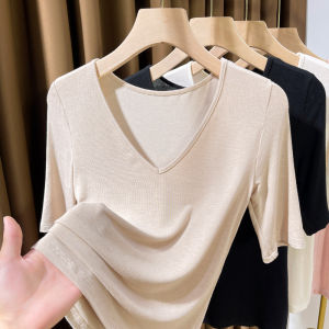 Áo Thun V-Neck Mùa Hè Đơn Giản và Thời Trang