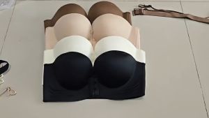 SKISOPGO นุ่มสบาย ชุดชั้นในแบบไม่มีสาย ชั้นในตะขอหน้า ป้องกันการลื่นไถลหน้าอกเล็ก สายสะพายไหล่ที่ถอดออกได้