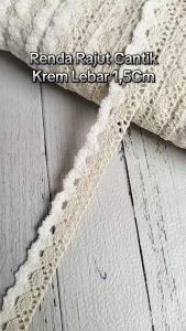 (Per 3 Meter) RDR546 Renda Rajut Two Tones Motif Cantik Krem Lebar 18Cm